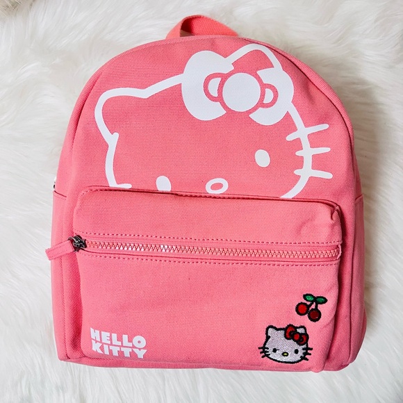 Hello‎ Kitty Backpack - Picture 5 of 9
